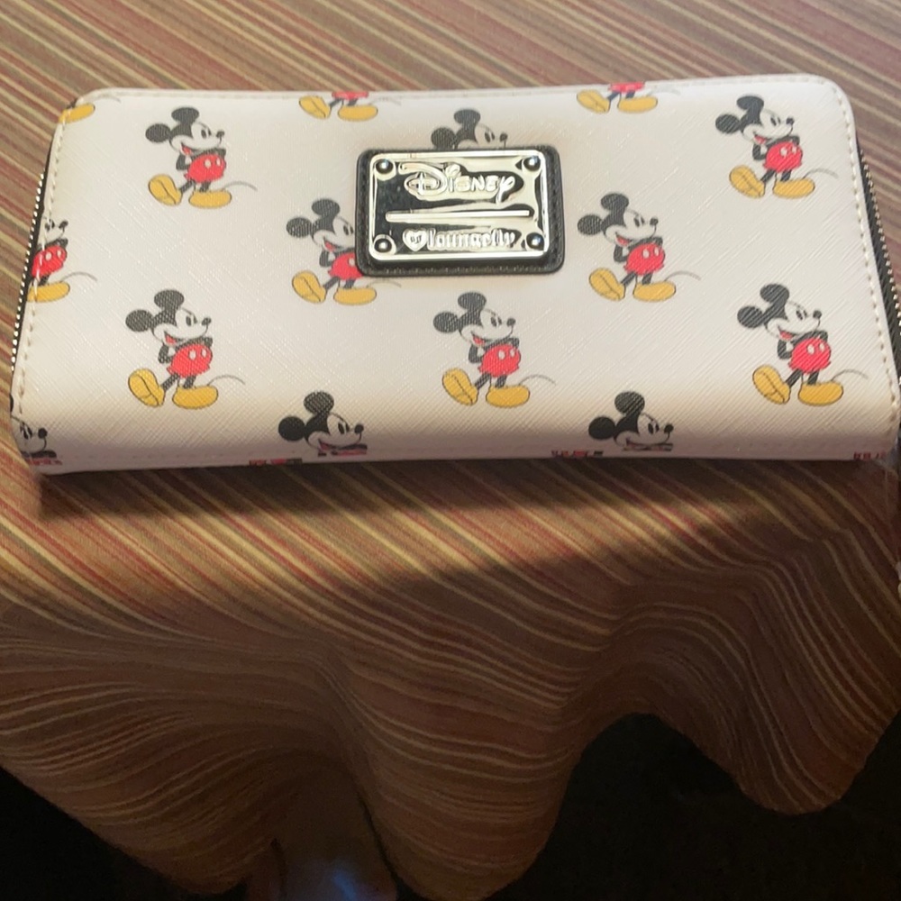Disney Loungefly Wallet